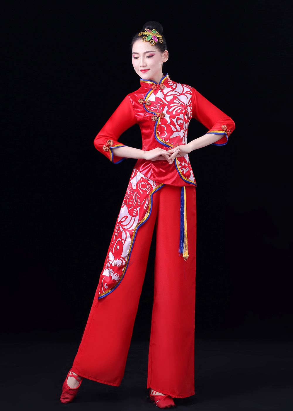 新款民族腰鼓队服装女中国风打鼓服舞蹈现代水鼓舞成人练功演出服