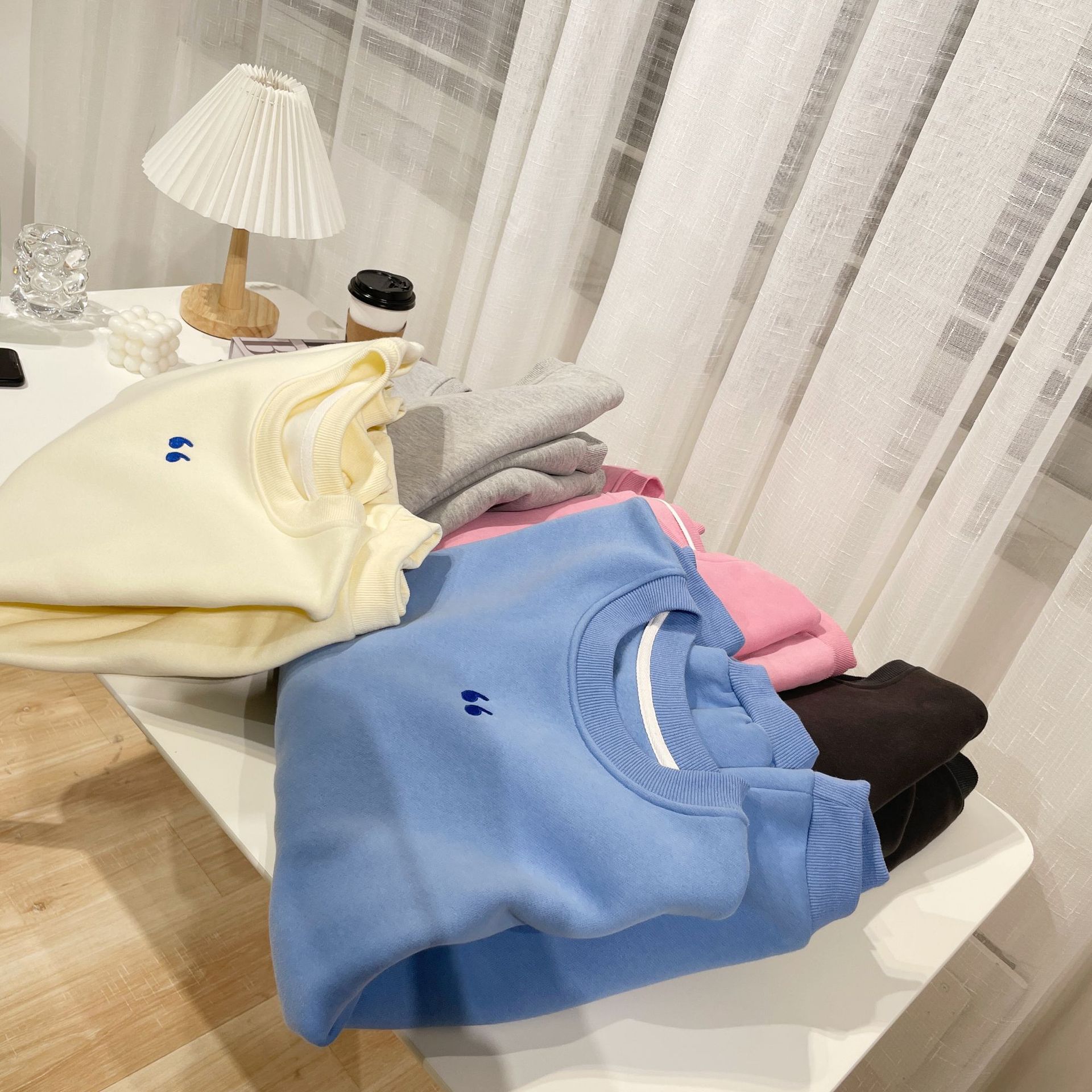 韩版大码女装圆领中长款刺绣逗号加绒卫衣温暖粉色长袖学生外套潮