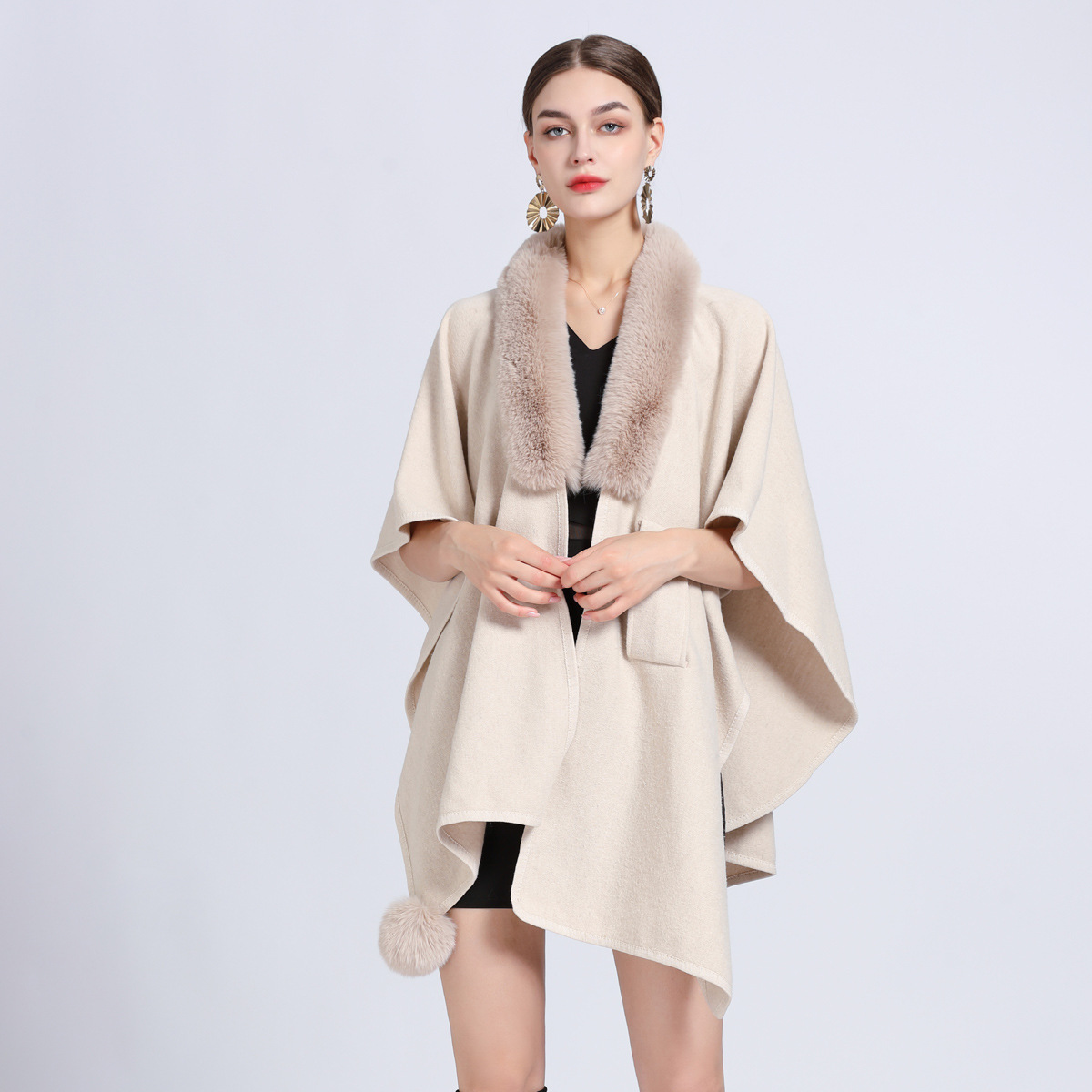 冬季新款仿獭兔毛领斗篷披肩宽松针织开衫毛呢外套防风外套女批发
