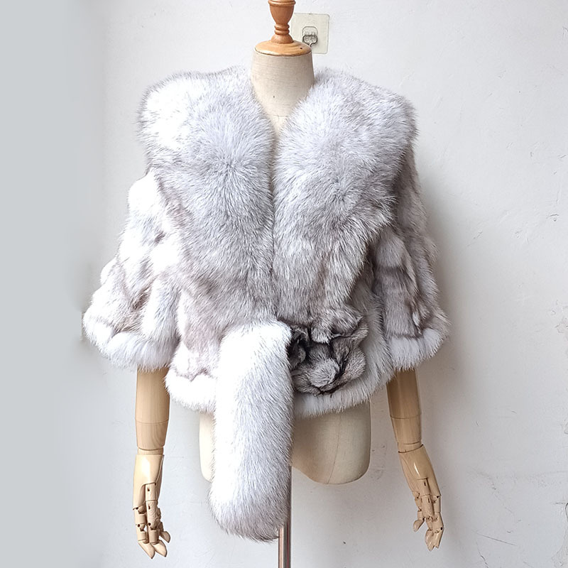 2024秋冬狐狸毛披肩女时尚海宁皮草温暖短款真狐狸毛皮草外套
