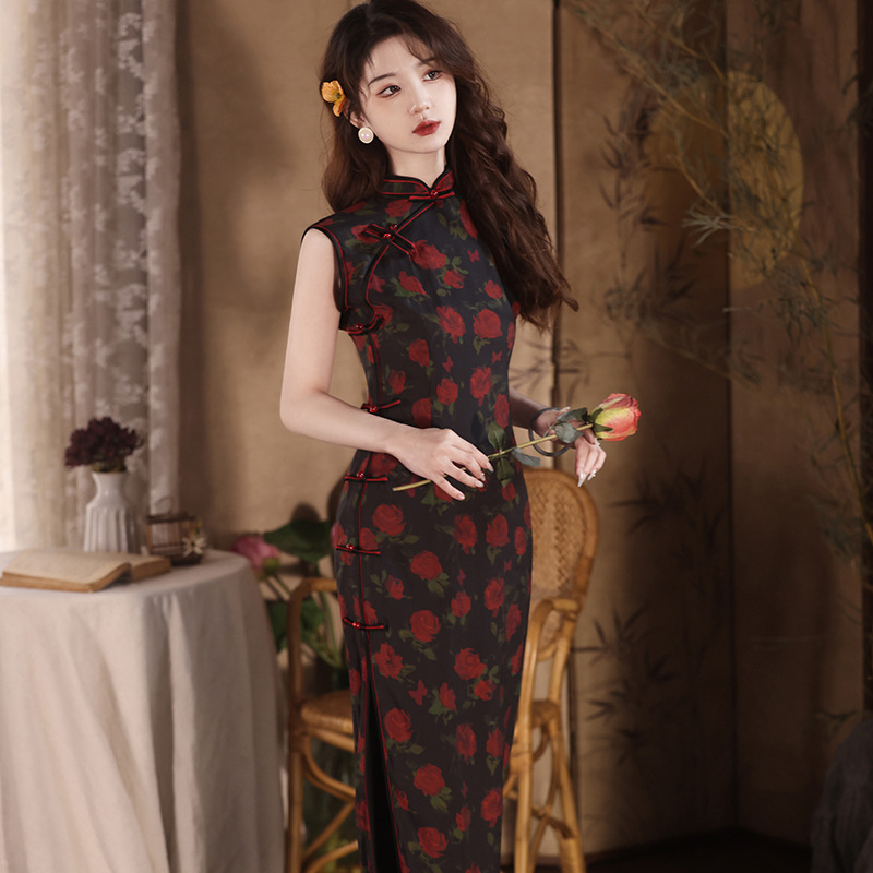 春夏新款优雅气质天丝红玫瑰印花旗袍长款私服纯欲风情小性感旗袍