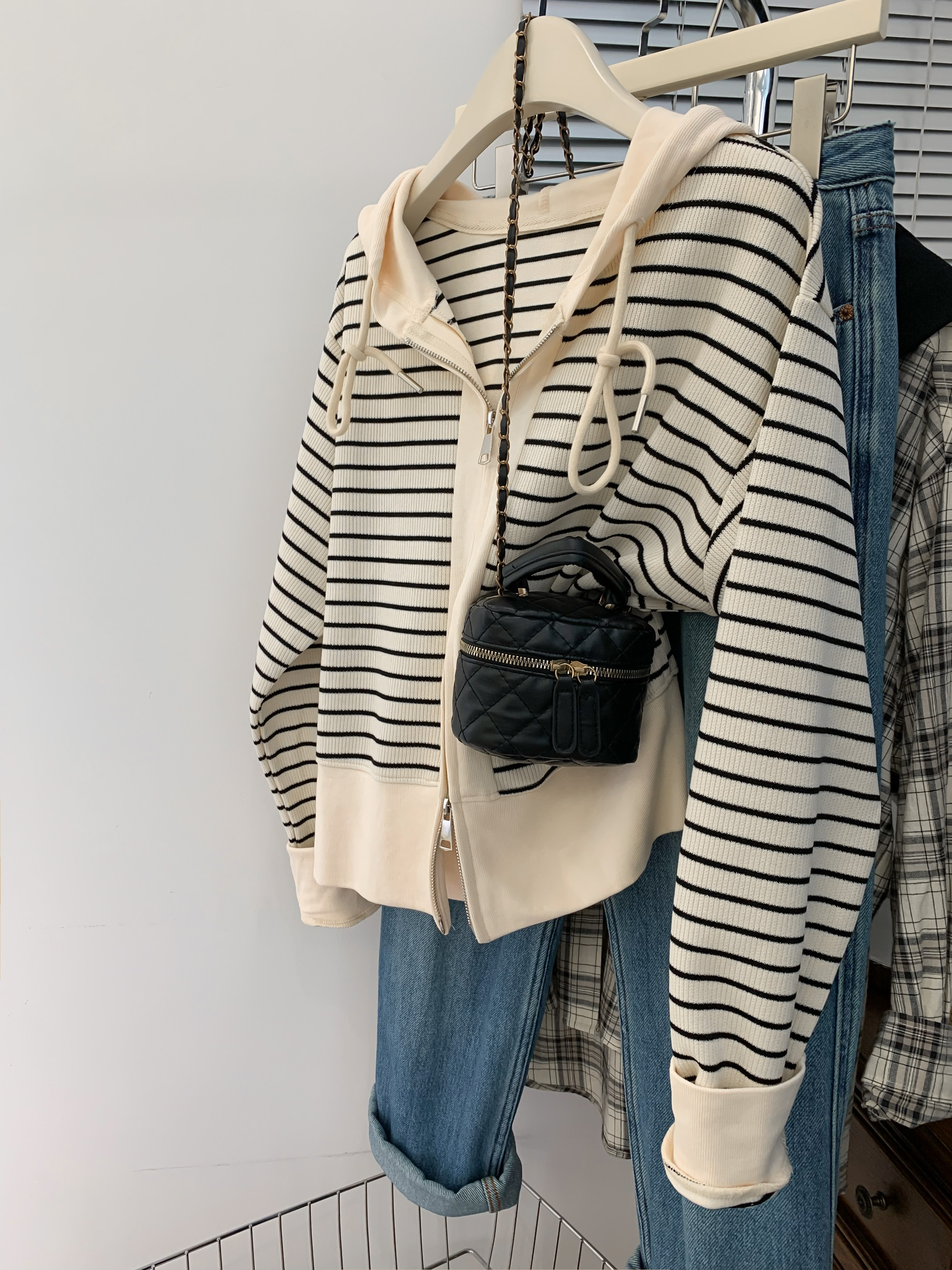 条纹连帽拉链长袖针织开衫女秋季薄款针织衫外套毛衣2024新款上衣