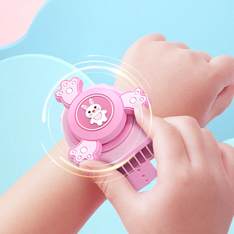 creative children‘s watch cartoon colorful gyro light second gear small fan silicone strap mosquito repellent wrist fan