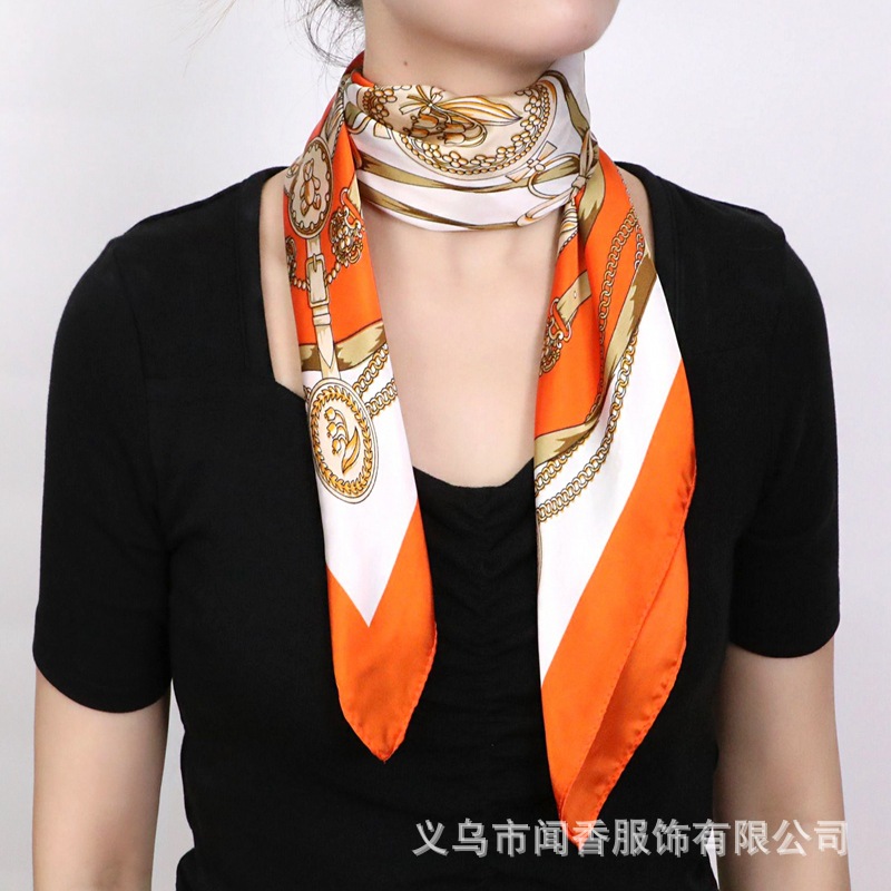 2023 Autumn and Winter New Fashion Chain Silk Scarf 70x70 Square Scarf Stewardess Business Ol Commuter Scarf Decorations Scarf