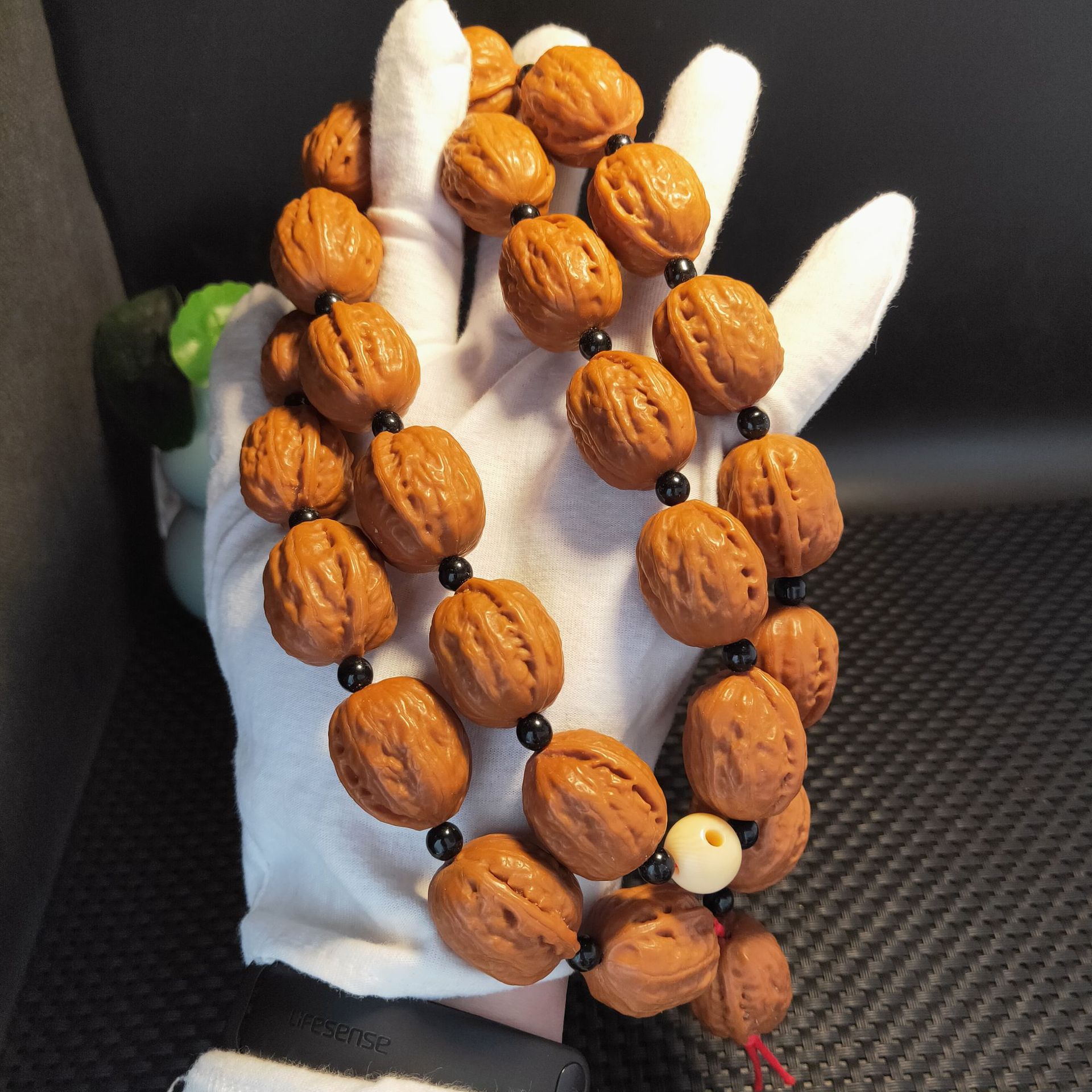 文玩核桃手串 京八棱核桃 门头沟桃核 龙纹脑纹官帽桃核产地批发