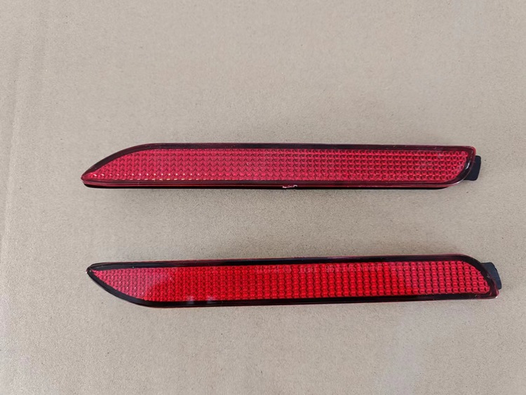 适用于2005款丰田卡罗拉corolla反光片 后保险杠灯 后杠反光器