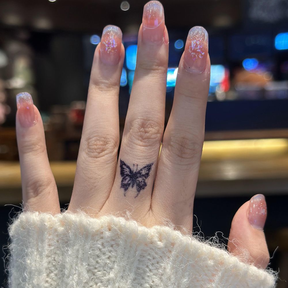 可爱蝴蝶不反光半永久维持手指小图案草本果汁纹身贴纸防水防搓