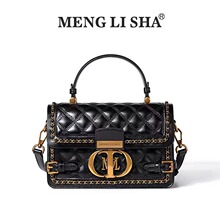 Mengl isha/梦丽莎当季新款锁扣小方包时尚百搭斜挎手提包女5627