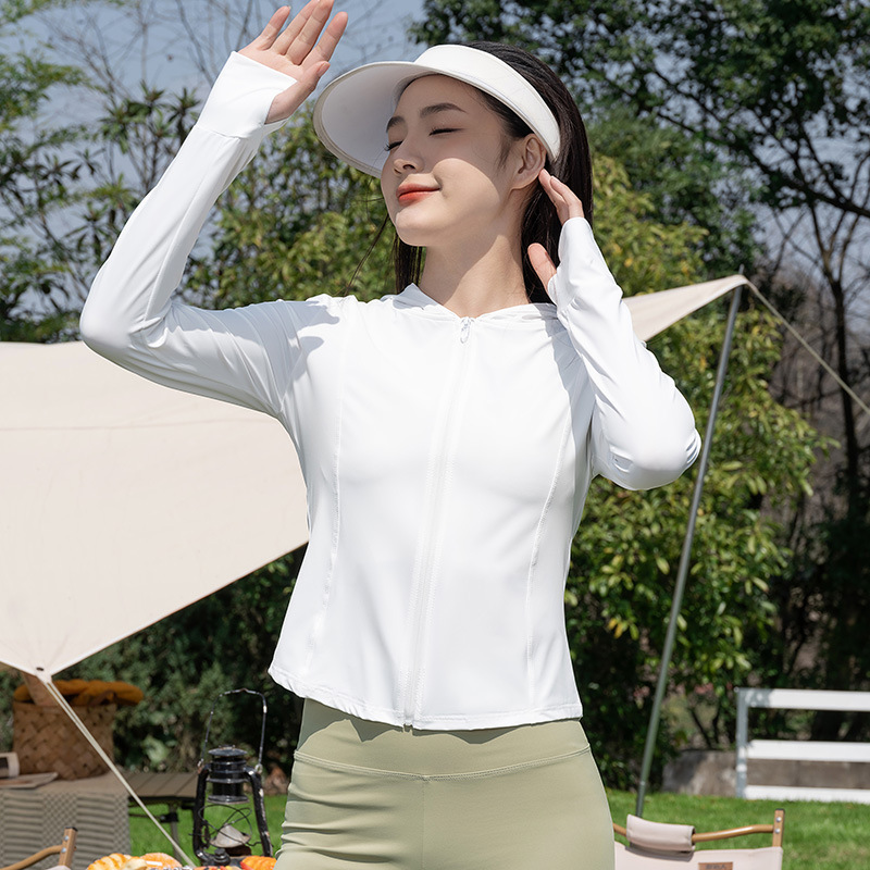 Slim-Fit Yoga Sun Protection Clothing for Women Summer 2024 New Uv Protection Thin Ice Silk Breathable Sun Protection Clothing Nylon