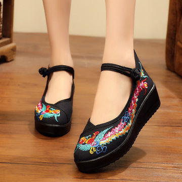 厚底红色绣花鞋婚宴新娘鞋老北京布鞋绑带广场舞蹈鞋中国风汉服鞋