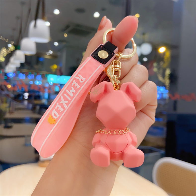 Creative Geometric Cut Face Mua Rabbit Keychain Female Doll Cartoon Resin Car Key Chain Bag Pedants Hangings