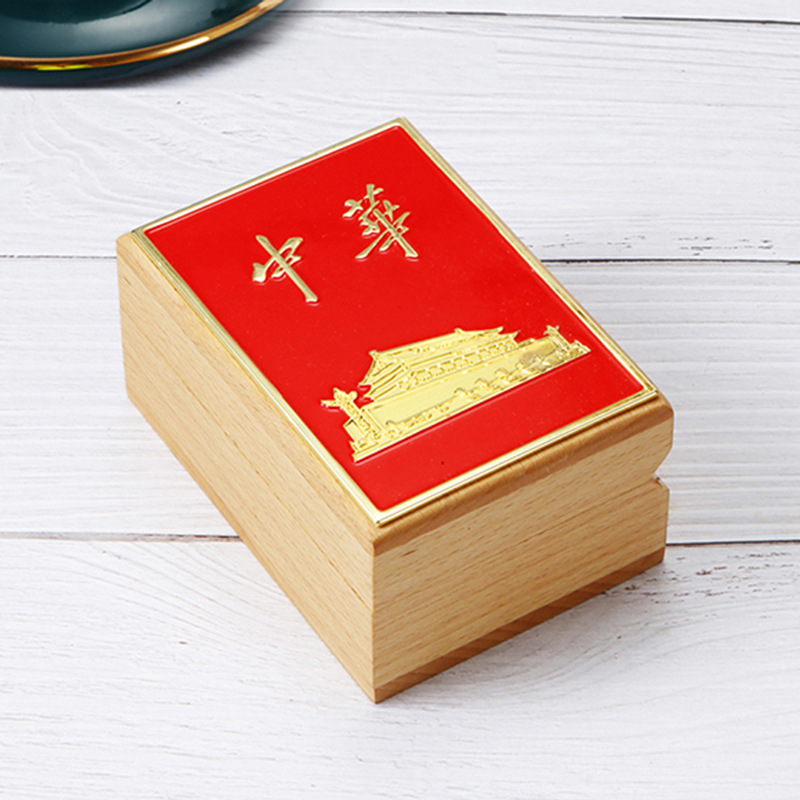 2021新款个性金属翻盖防压香烟收纳盒实木储烟盒车载烟盒桌面摆件