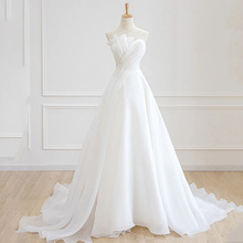 法式轻婚纱2024新款新娘主婚纱抹胸修身显瘦小个子拖尾旅拍礼服裙