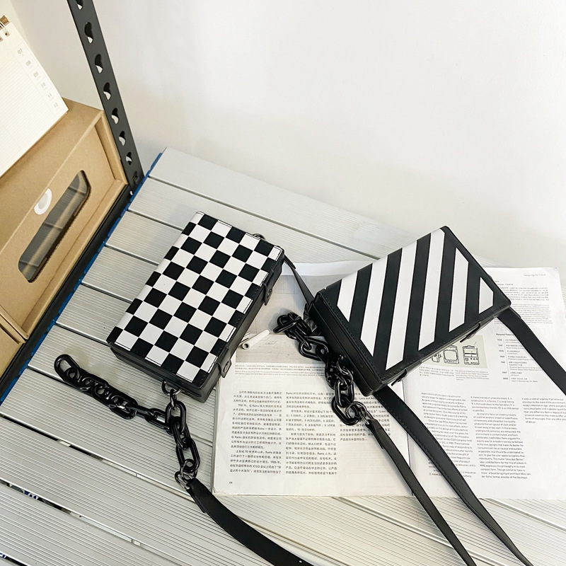 Factory Wholesale New Korean Fashion Function Box Bag Personality Chessboard Single Shoulder Bag Fashion Brand Couple Crossbody Bag