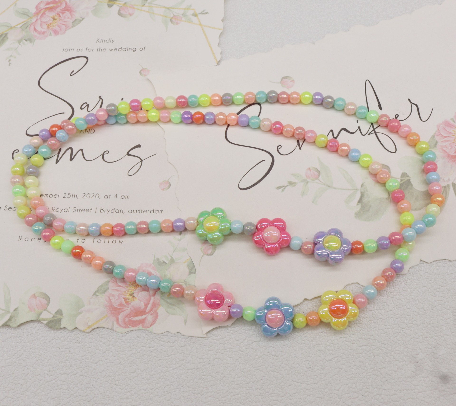 新款儿童糖果色项链少女可爱花朵细款锁骨链宝宝亚克力彩色项链串