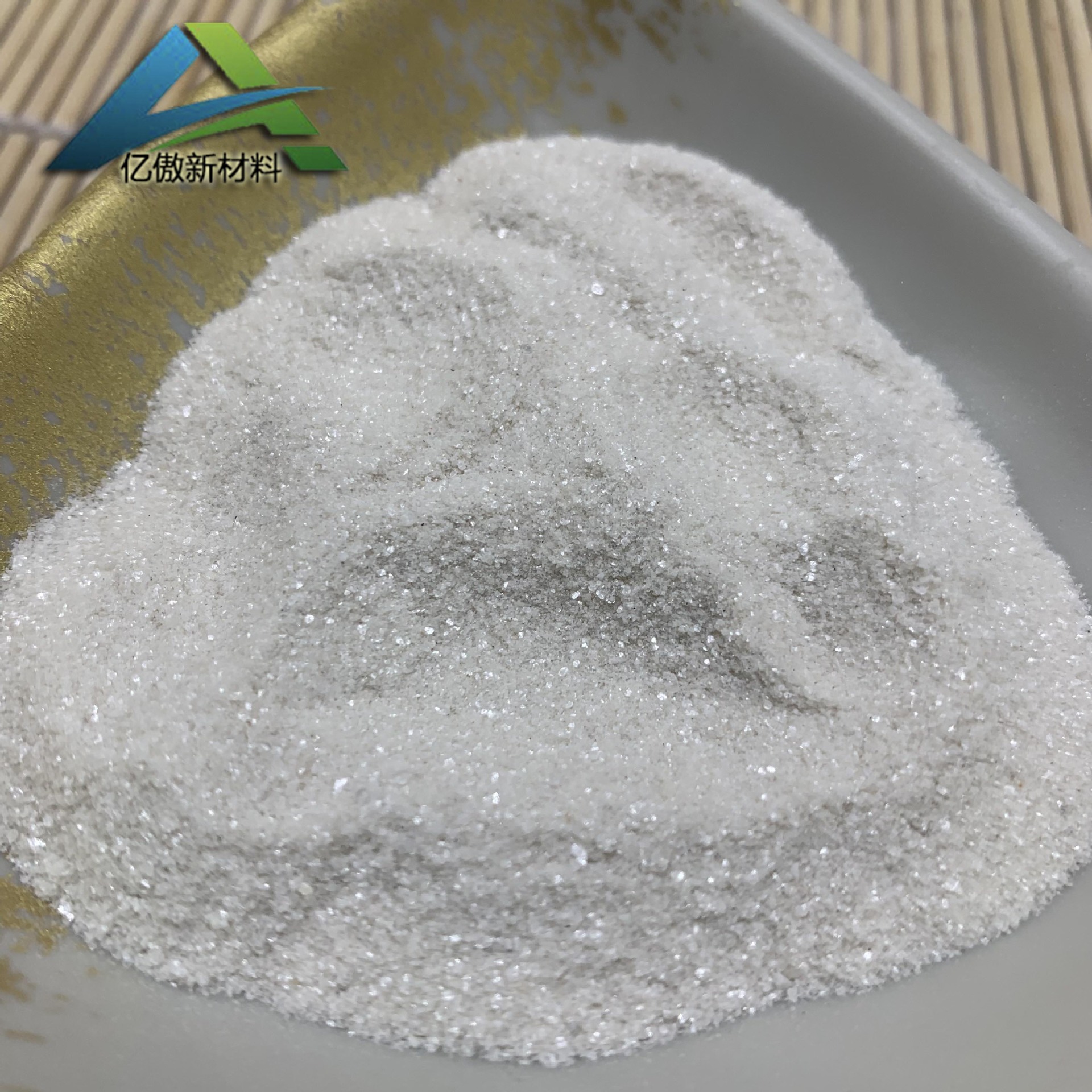 厂家锂辉石玻璃制品铸造材料添加用含量2%锂云母