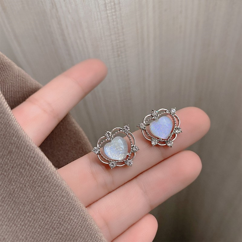 Korean Retro High-Grade Stud Earrings Women's Exquisite Ins Style All-Match Special Interest Earrings 925 Silver Needle Temperament New Earrings