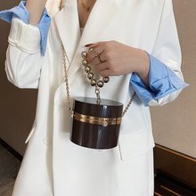 斜跨包女跨境批发新款时尚质感链条小包包洋气通勤个性化妆水桶包