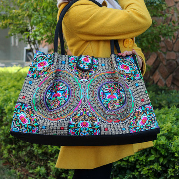 跨境货源云南民族风刺绣包绣花包复古帆布包手提包单肩包厂家直销