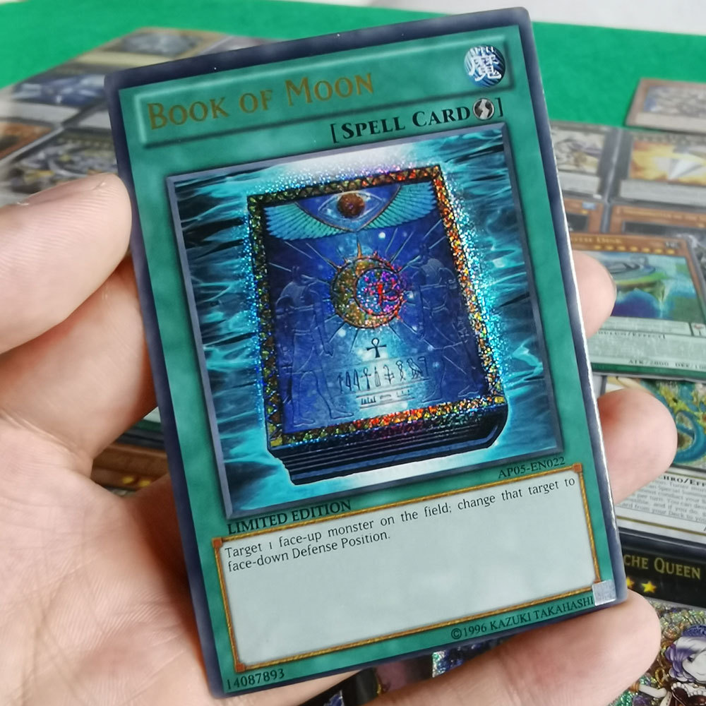 铁盒镭射 游戏王卡片 英文 闪卡 72张 青眼白龙 烫金 yugioh card