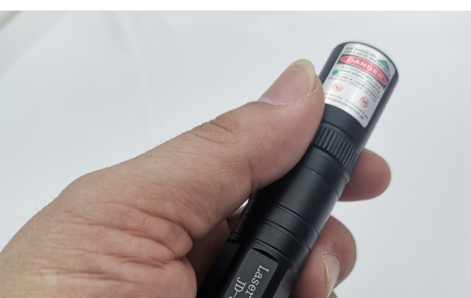 旅行充电单点850激光指示器 大功率激光灯远射5000米红外线售楼笔