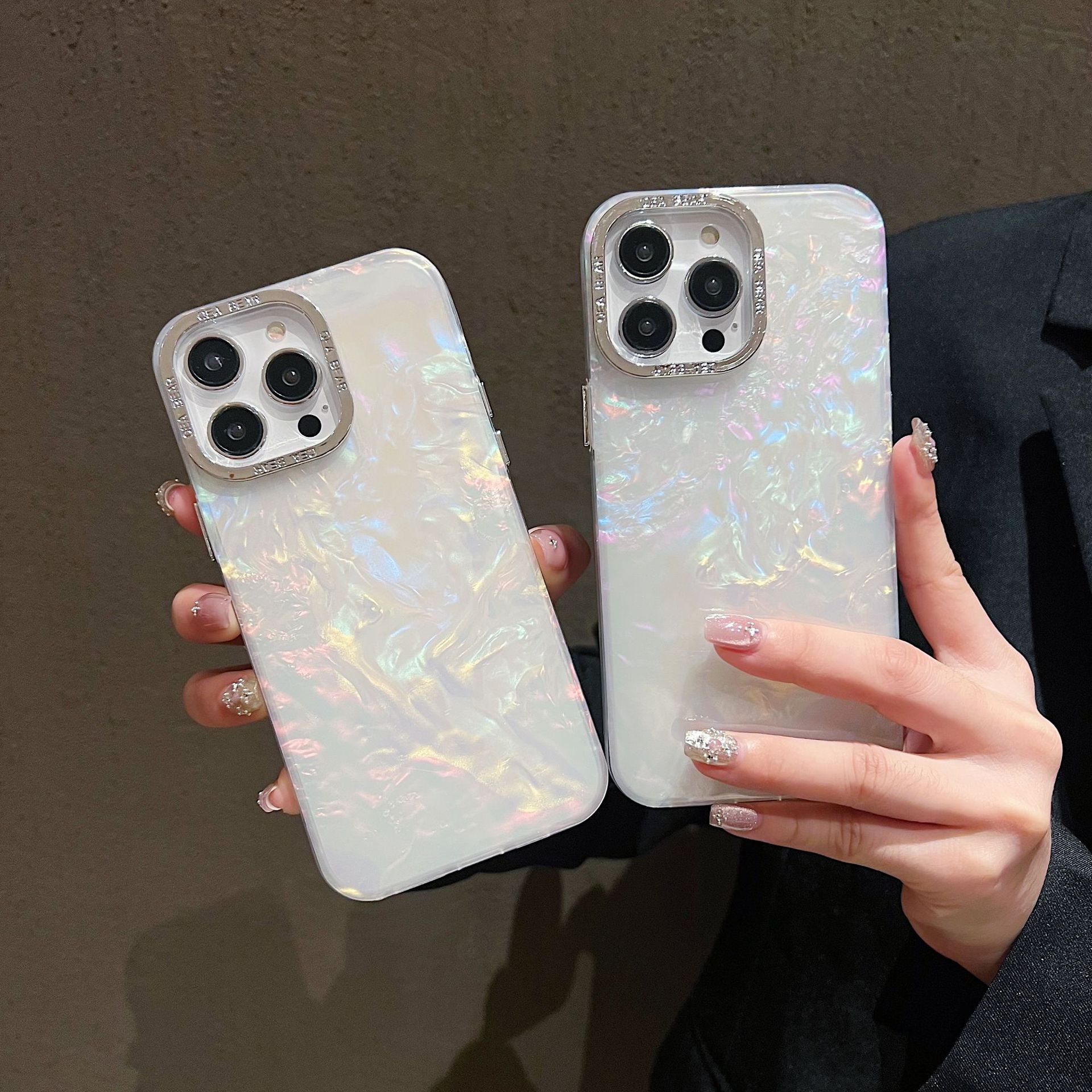 镭射贝壳纹苹果15promax手机壳新款iphone14pro高级13套12防摔11