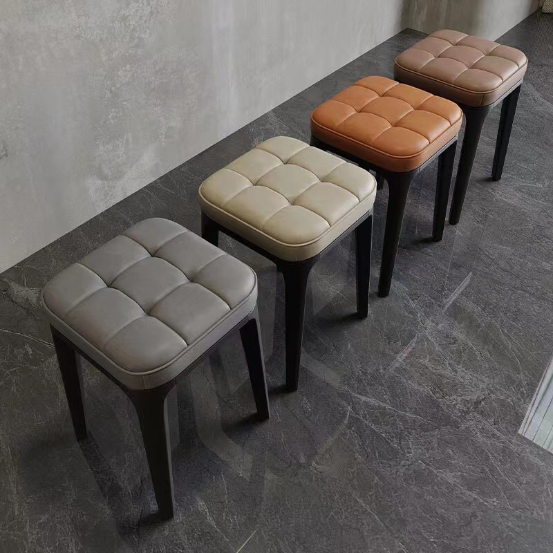 加厚家用现代软包塑料凳子简约可叠放餐桌高凳餐椅客厅板椅子皮革