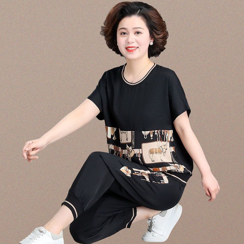 胖妈妈夏装新款休闲时尚套装女宽松大码运动服洋气中老年人两件套