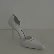 厂家直销2024字母小方头高跟鞋女细跟性感白色浅口中空包头单鞋