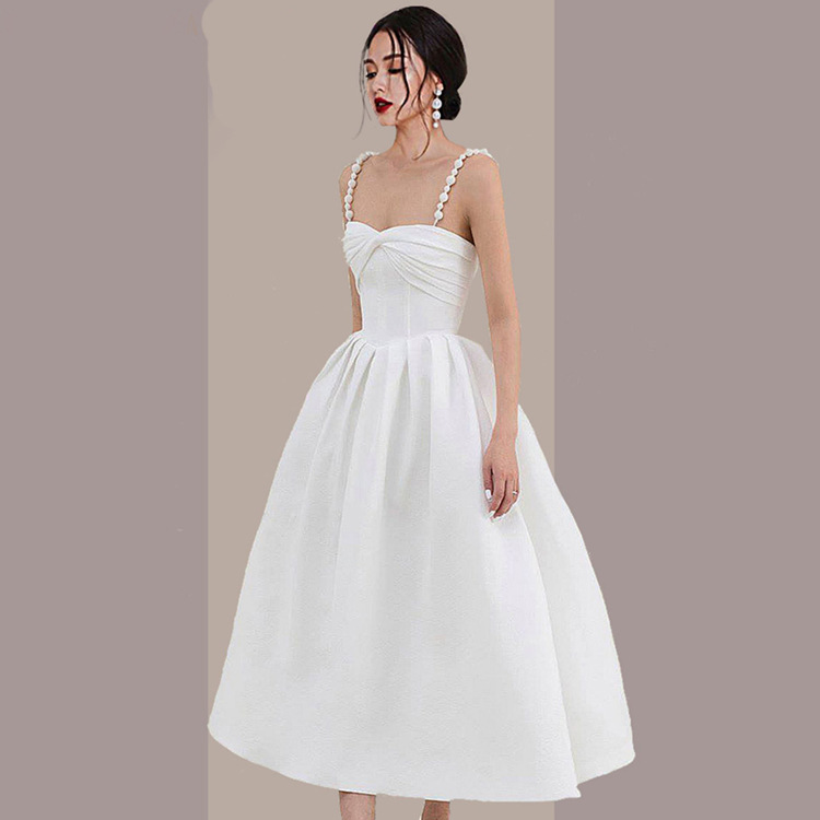 连衣裙女夏季名媛气质抹胸吊带白色伴娘裙高腰中长款显瘦蓬蓬裙
