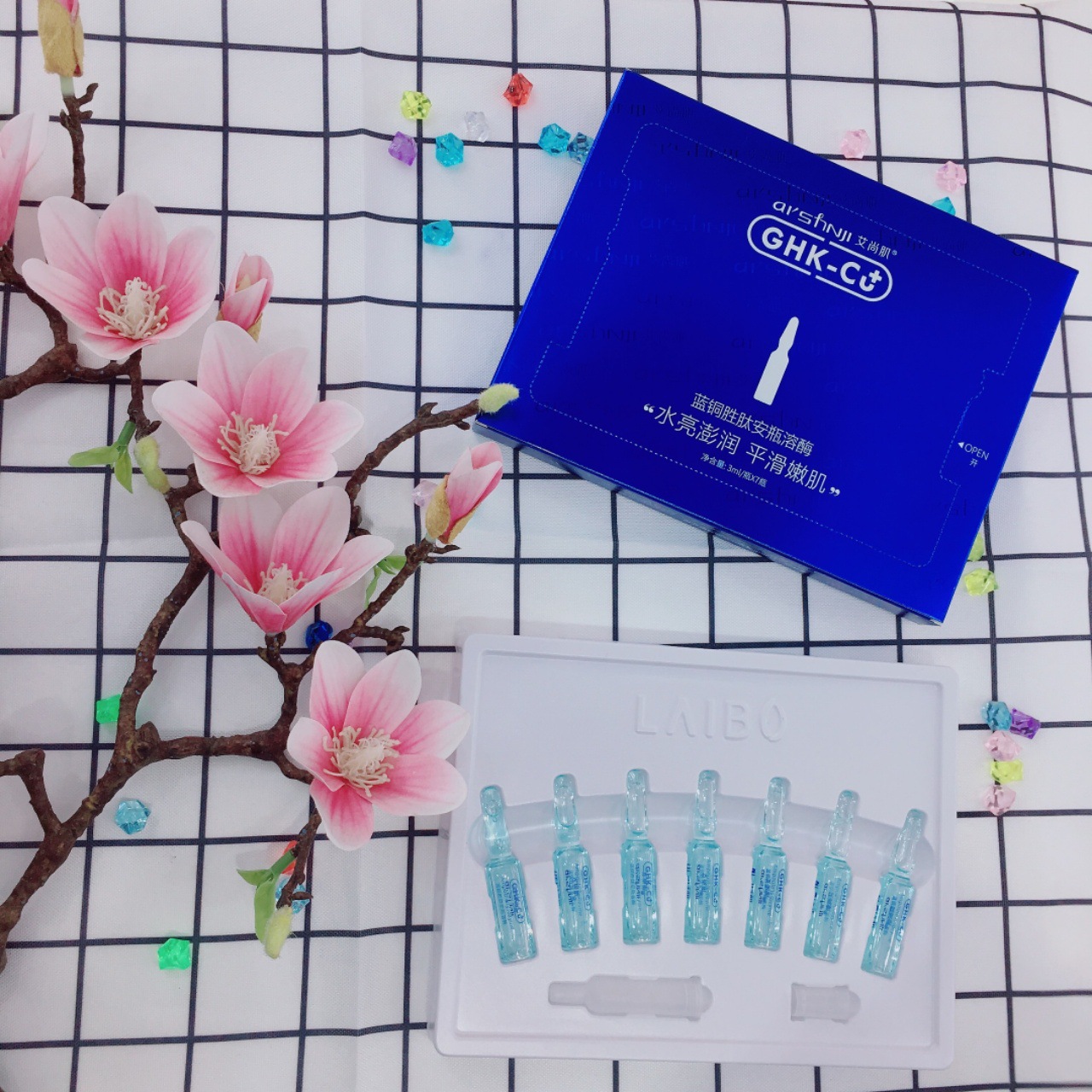 艾尚肌蓝铜胜肽光感冻干粉安瓶套盒细致肌肤纹理淡化细纹厂家直供