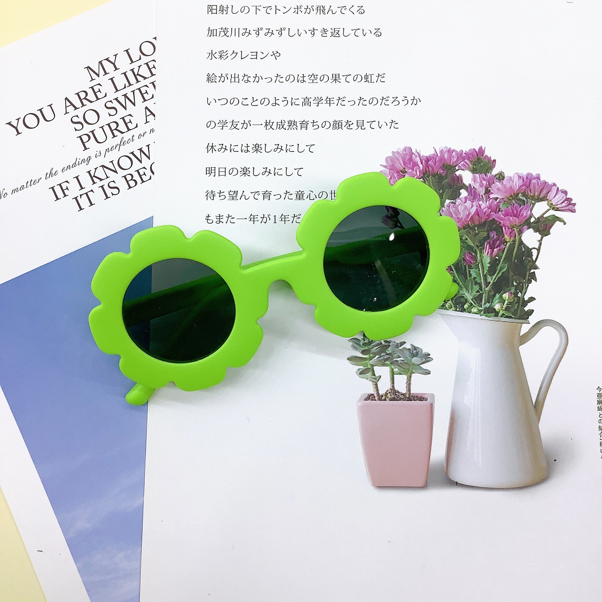 New Baby Sunglasses Fashion and Trendy Style SUNFLOWER Children's Silicone Polarized Sunglasses Travel UV-Proof Sunglasses