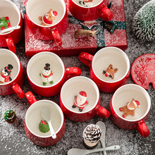 圣诞礼品陶瓷水杯圣诞老人雪人红色喜庆马克杯带盖勺圣诞树麋鹿杯