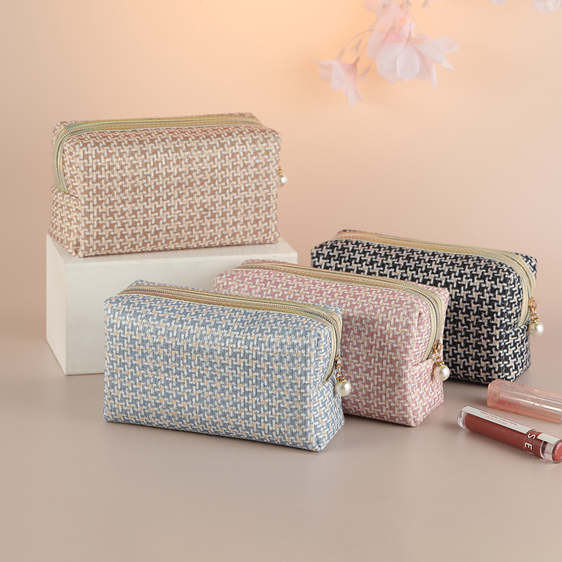 2023 New Classic Style Octagonal Bag Large Capacity Cosmetic Bag Portable Cosmetic Polyester Cotton Storage Bag Wholesale