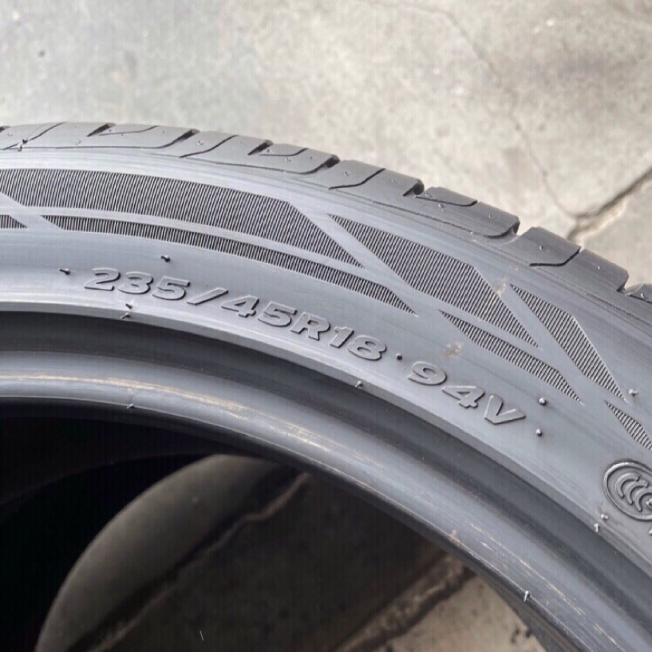 二手韩泰轮胎235/45r18 h452原配起亚现代k5索纳塔9昂希诺轮胎