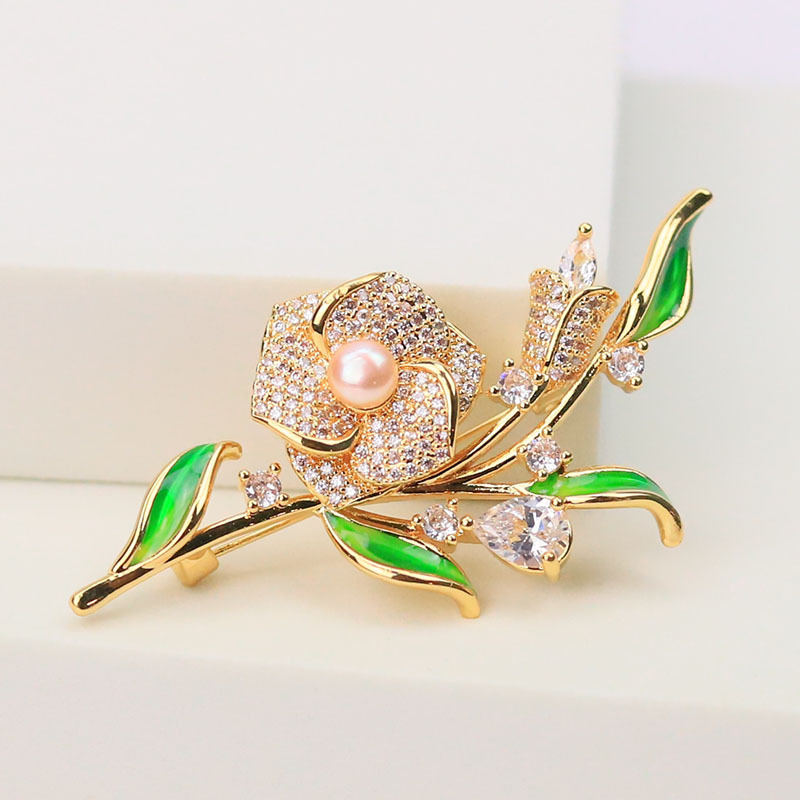 新款精制银杏叶子胸针气质珍珠胸花外套衣饰胸针配饰别针女现货