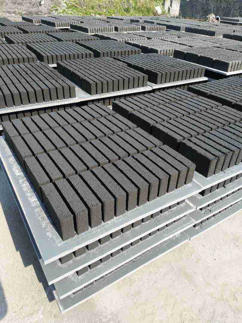 pvc砖托板 防腐耐磨pvc砖机托板 表面光滑硬度高后期可回收