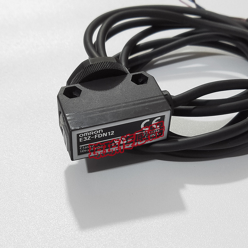 欧姆龙光电开关传感器e3z-fdn12 2m扩散反射型npn300mm-阿里巴巴