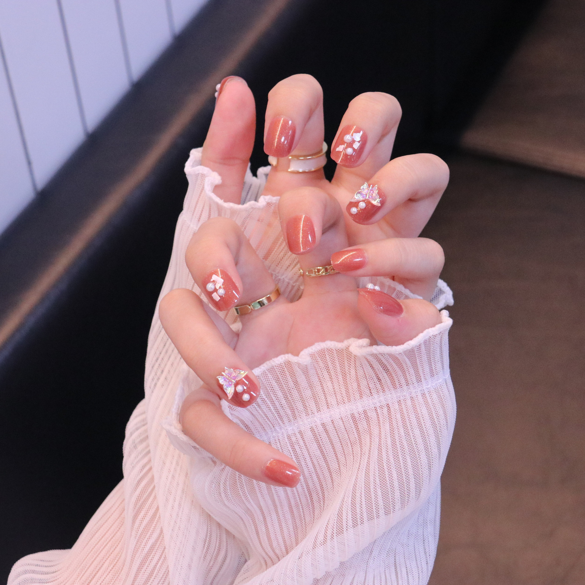 美甲贴片穿戴甲美甲成品短款西柚色贝壳蝴蝶假指甲贴片拆卸指甲片