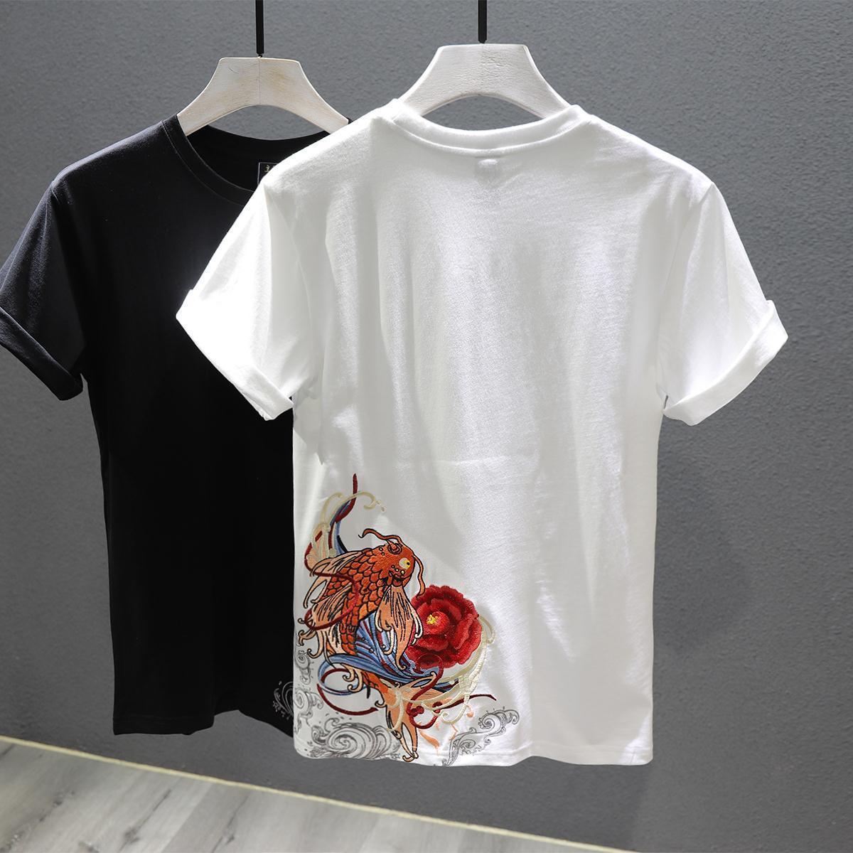 新款短袖t恤男刺绣图案中国风青年圆领体恤鲤鱼重工绣花半袖t