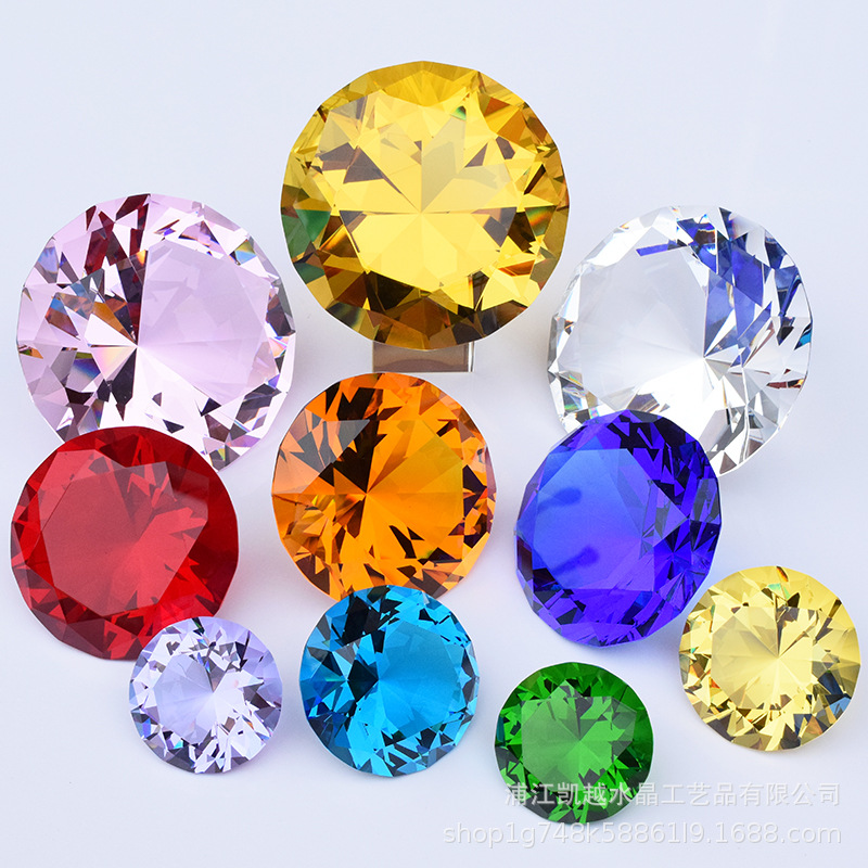 厂家批发人造装饰钻石摆件透明的彩色玻璃水晶钻石七彩玻璃大10mm