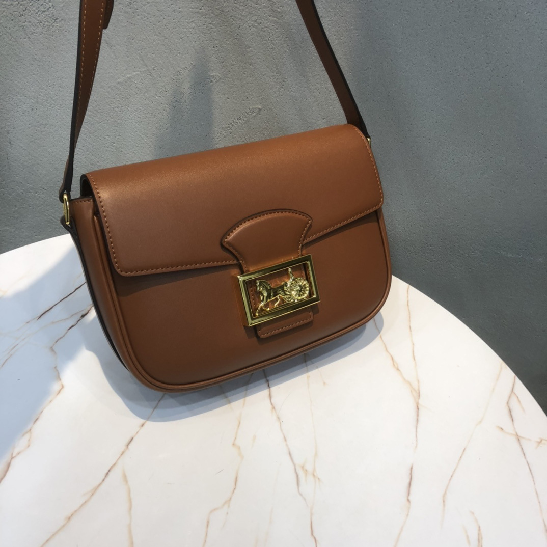 2021春夏新款双轮马车包翻盖女包豆腐包潮流方包真皮女时尚中古包