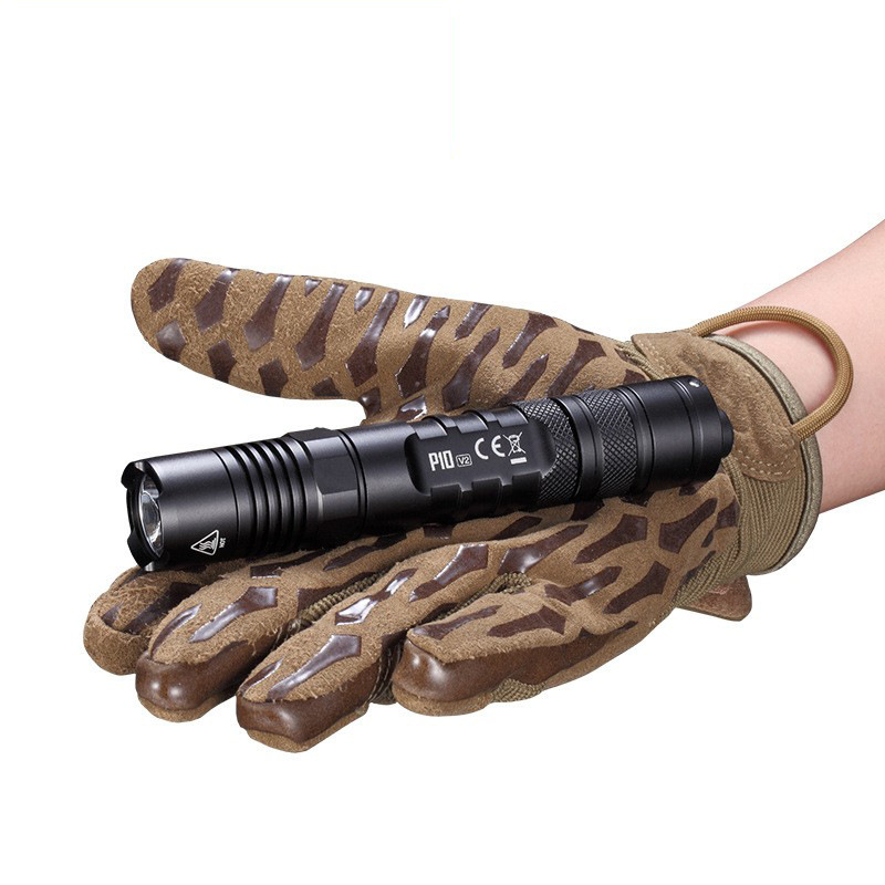 奈特科尔战术小直手电筒p10 v2强光爆闪超亮led家用便携18650电池