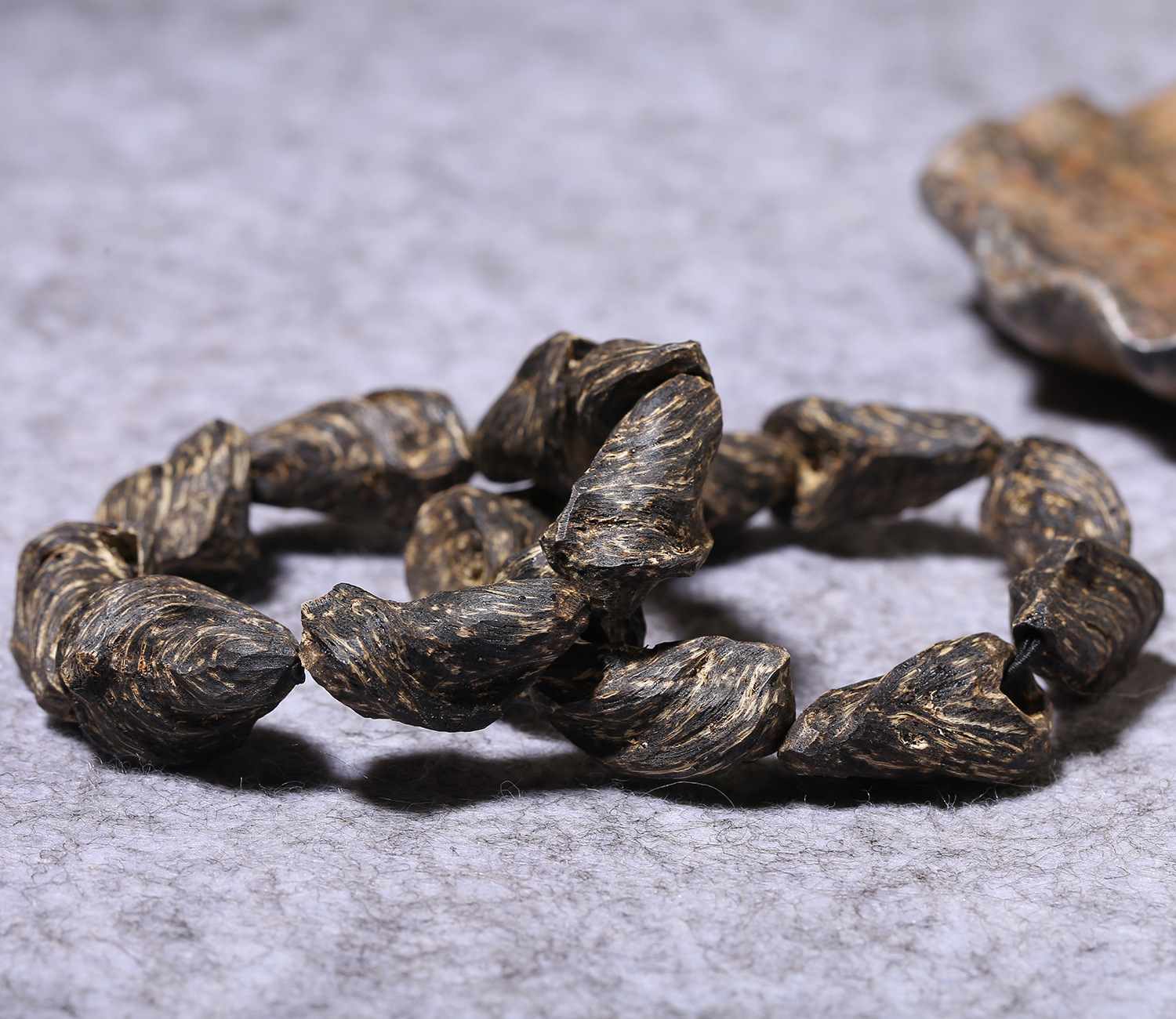 越南野生奇楠沉香手串随形高油百年老料沉水正区芽庄沉香男款高货