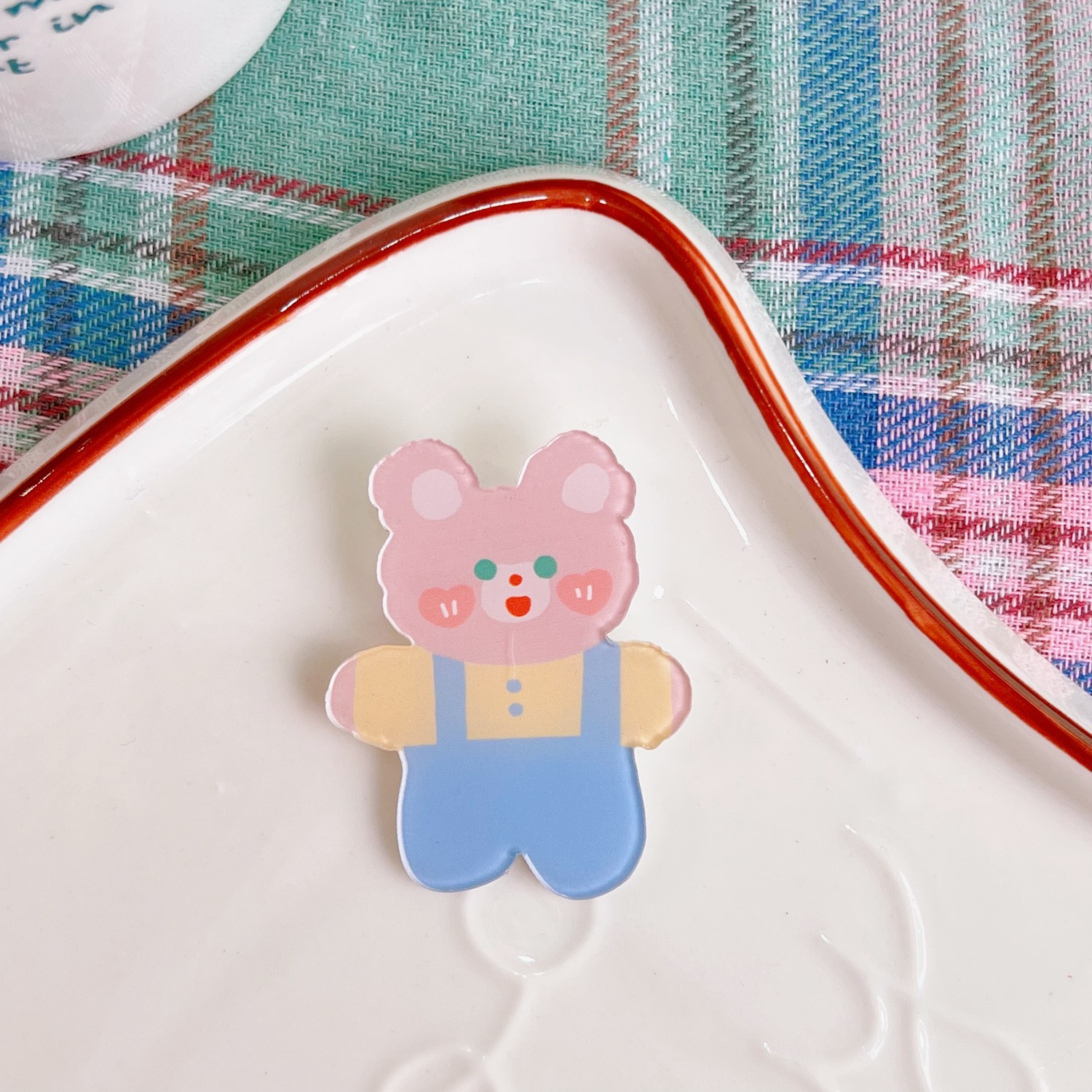 Japanese and Korean Cartoon Cute Bear Brooch Acrylic Badge Pin Student Chest Card Sweet Badge Bag Decoration Cute