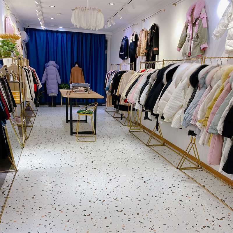 pvc地板贴自粘地板服装店商铺瓷砖地面翻新改造地贴纸地板胶