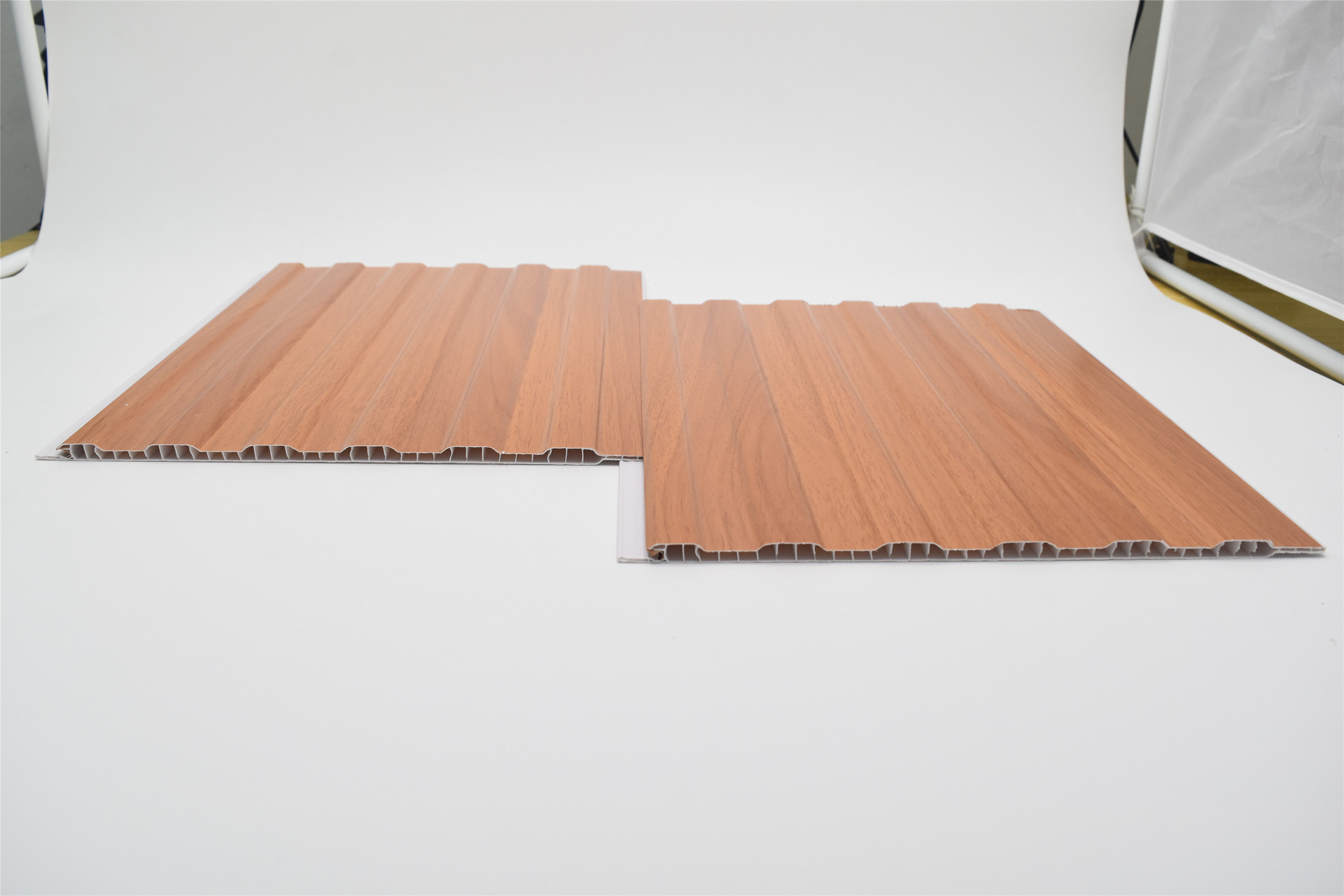 覆膜凹凸pvc扣板尺寸为8mm*20cm 2.95kg-阿里巴巴