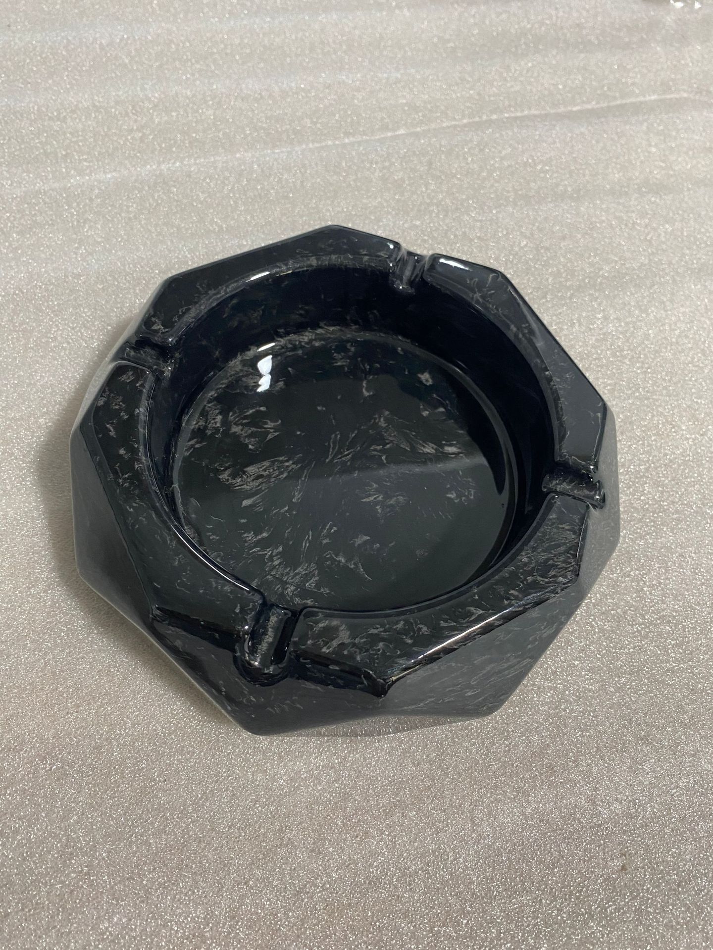 碳纤维烟灰缸碳纤维产品碳纤维加工碳纤维电子产品碳纤维摄像器材