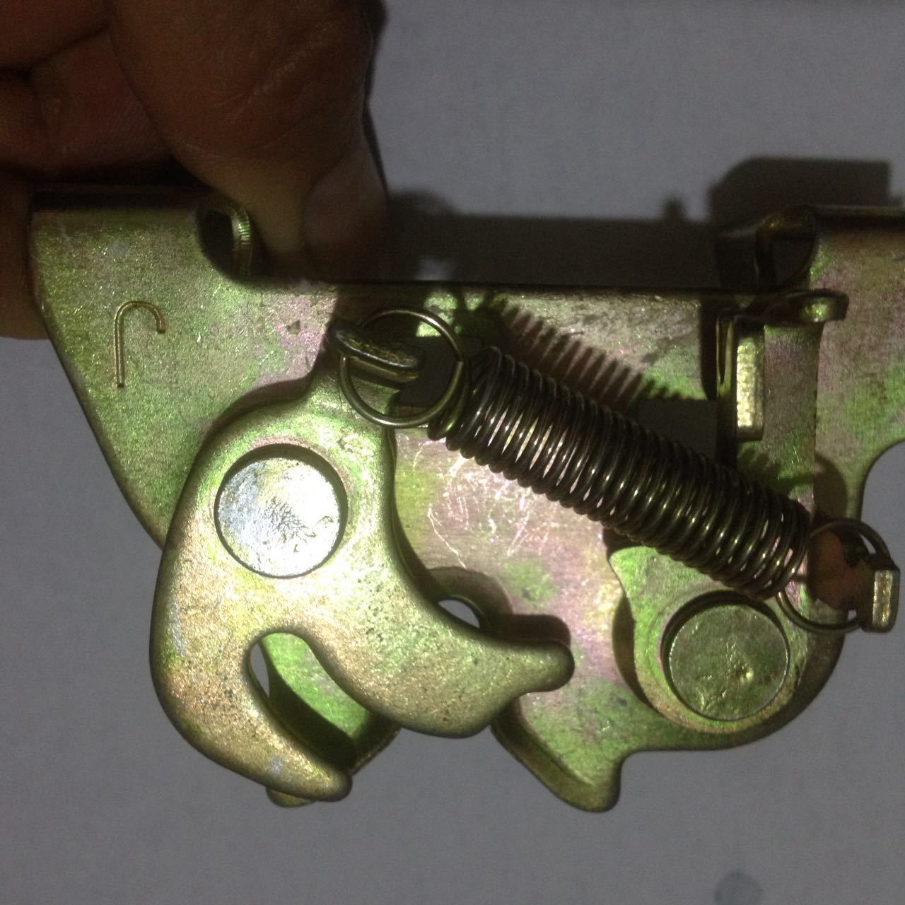 羽战锁板 电动车摩托车配件 电瓶车鞍座锁座包锁座桶锁座垫锁板