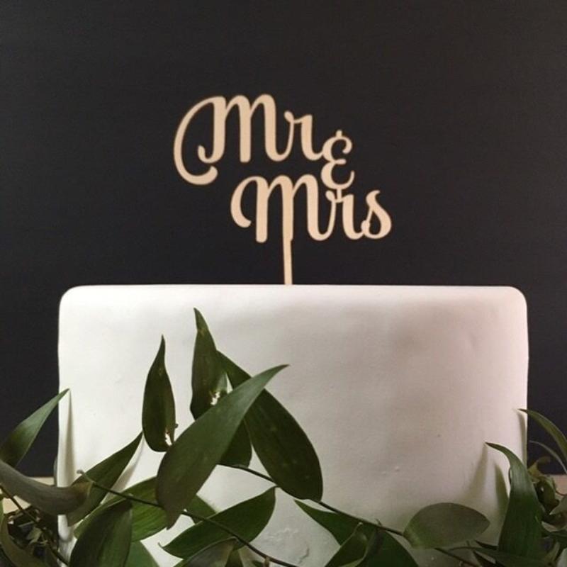 Ins Style Mr & Mrs Wooden Cake Decoration Valentine's Day Wedding Marriage Proposal Dessert Table Wooden Cake Inserting Card